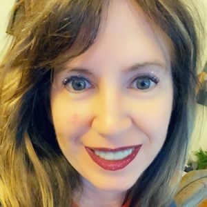 Meet your Posher, Cheryl